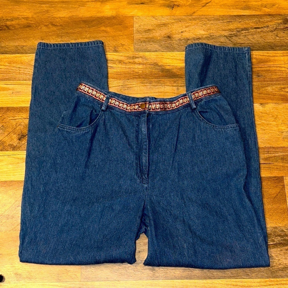 Vintage 90s Mom Jeans With Floral Ribbon Detail Woman’s Size 12 Soft Wash Jeans